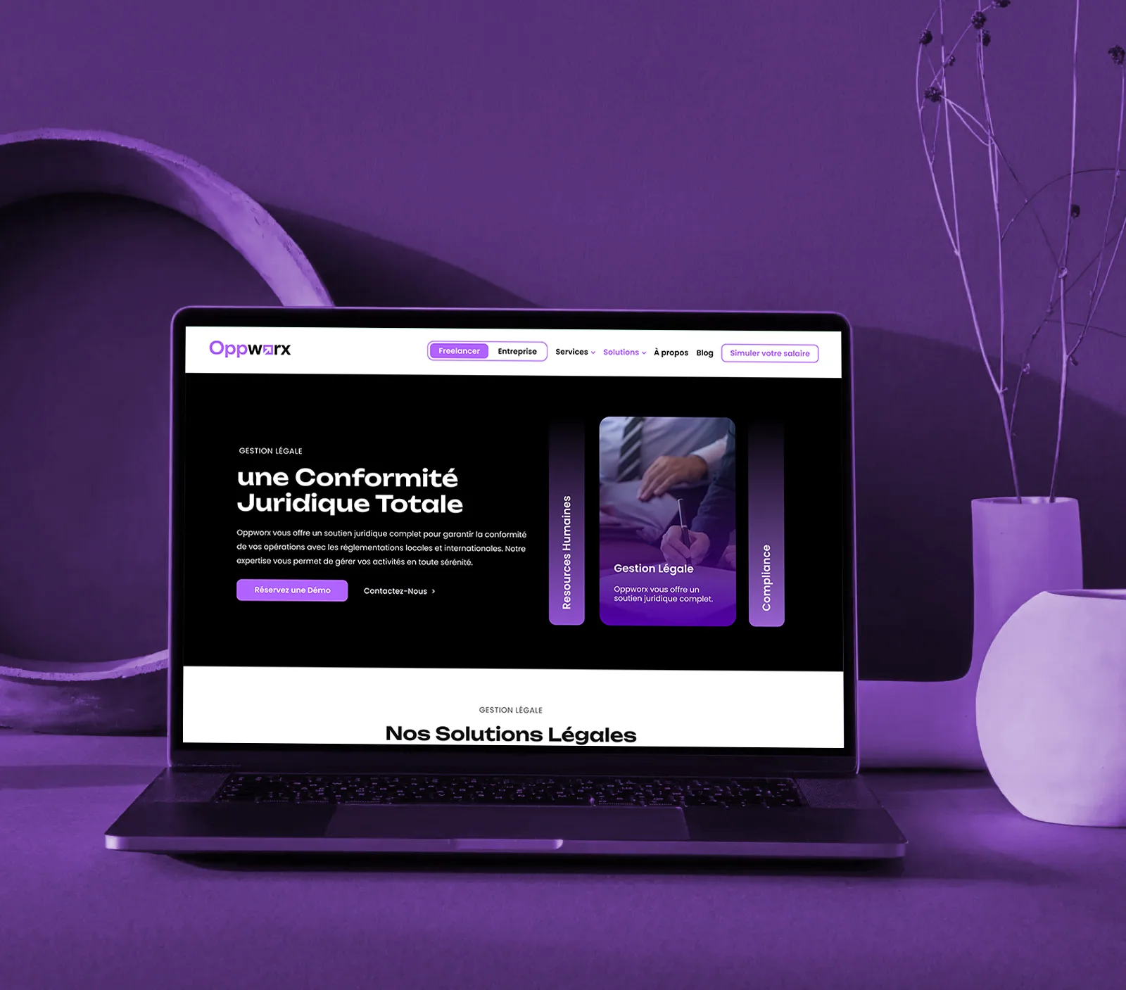 Site Oppworx affiché sur un ordinateur portable